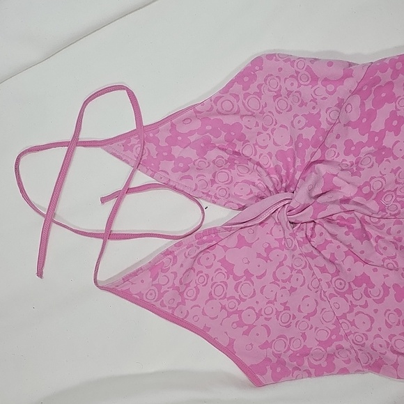 Victoria Secret Pink Cropped halter - Picture 4 of 5